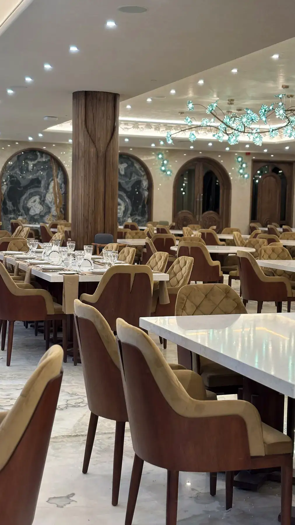 طعم اصفهان؛ راهنمای آشنایی با غذاهای محلی